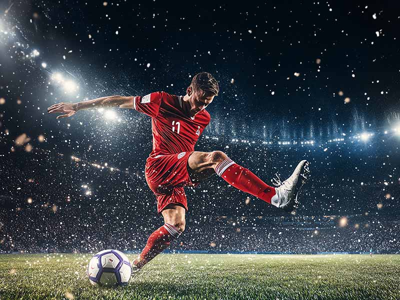 siuuu~起来！帅惟浩前场抢断过门将破门梅开二度